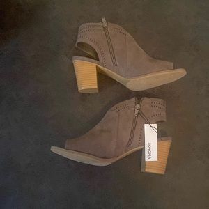 Sonoma brand ladies booties.